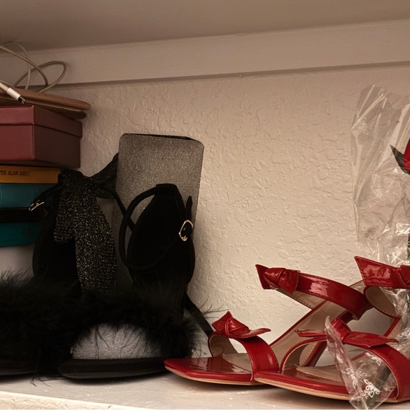 BADDIE BUNDLE ♥️ Black Feather Trim Women's Heels - Unbranded + Dolce Vita 9.5 - Picture 6 of 6